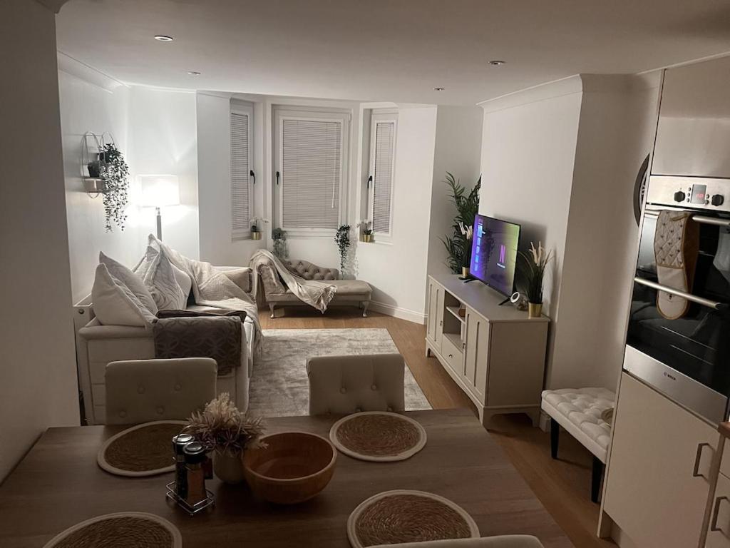 Gorgeous 2 Floor 3 Bed Apartment St Leonards-on-Sea Exterior photo