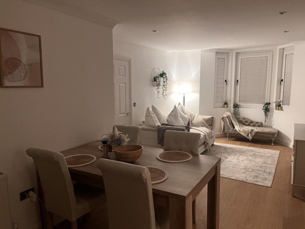 Gorgeous 2 Floor 3 Bed Apartment St Leonards-on-Sea Exterior photo